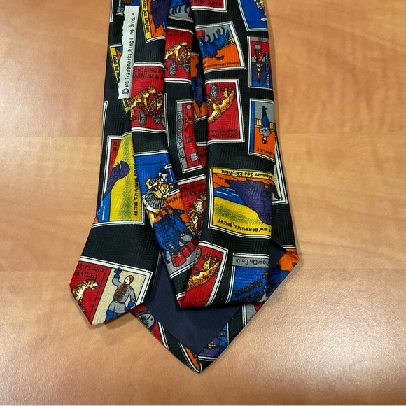 Ringling Bros. Barnum & Bailey Combined Shows, Inc, Tie. With paper tag attached - Picture 5 of 7